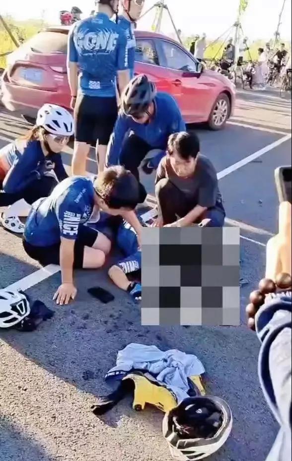 铭创配资 骑行案司机亲属称不起诉拯救了一家 家庭终获平静